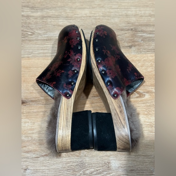 NEW Jambu Monaco Faux Fur Red Floral Leather Mule/Clog Size 7.5 - Picture 7 of 9